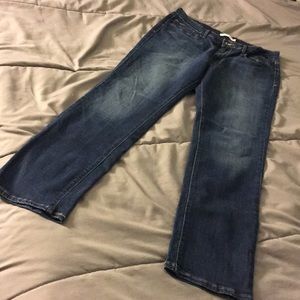 Levi’s Mid Rise Skinny Jean